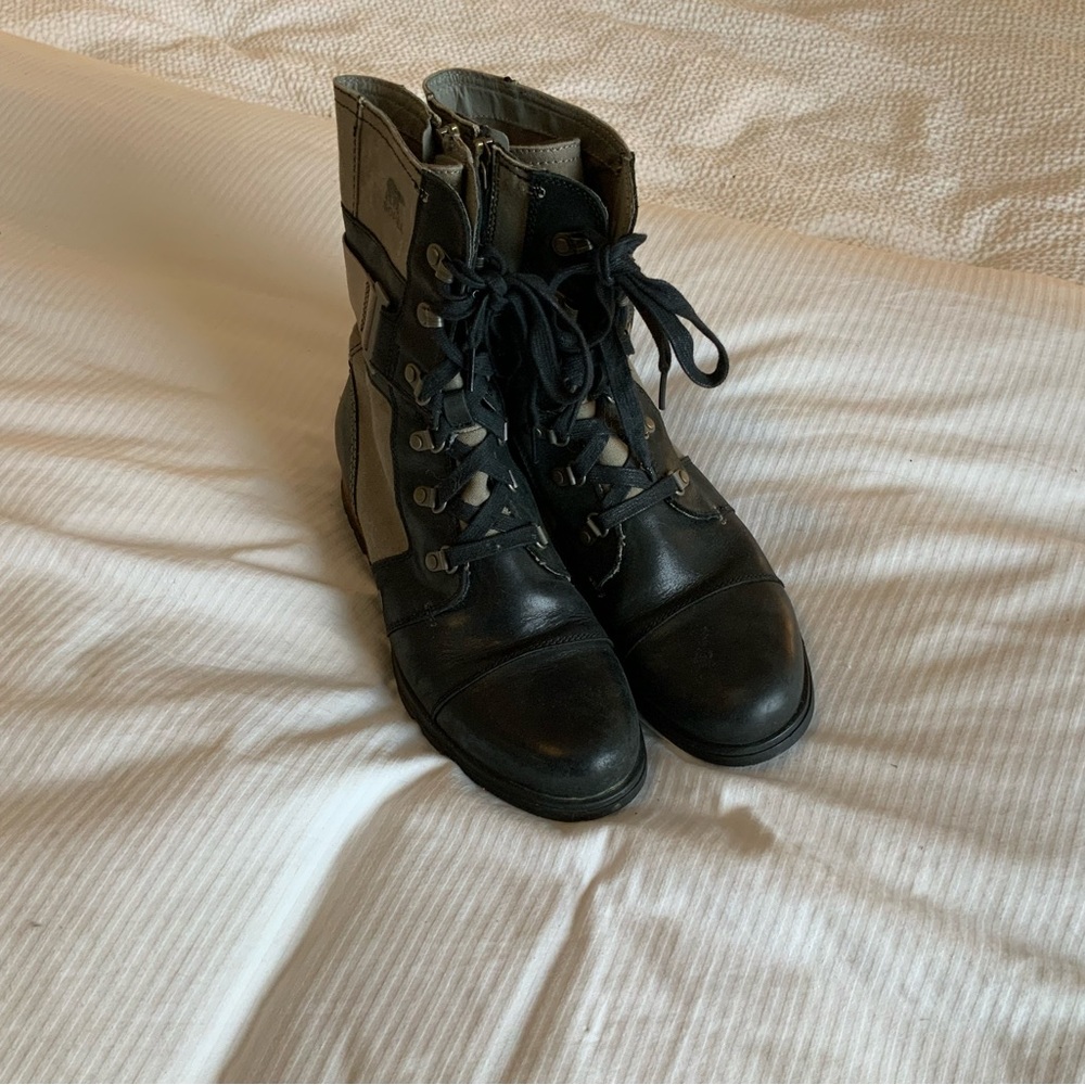 Sorel Major Carly moto boot size 10